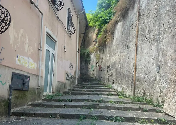 Dimora Salum Салерно