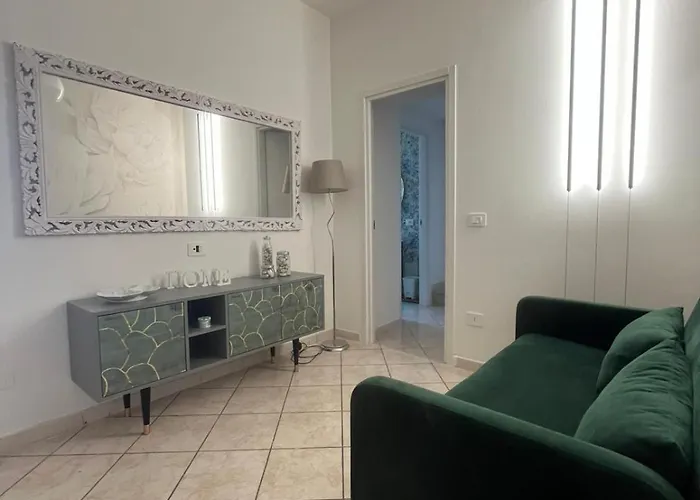 Dimora Salum Салерно